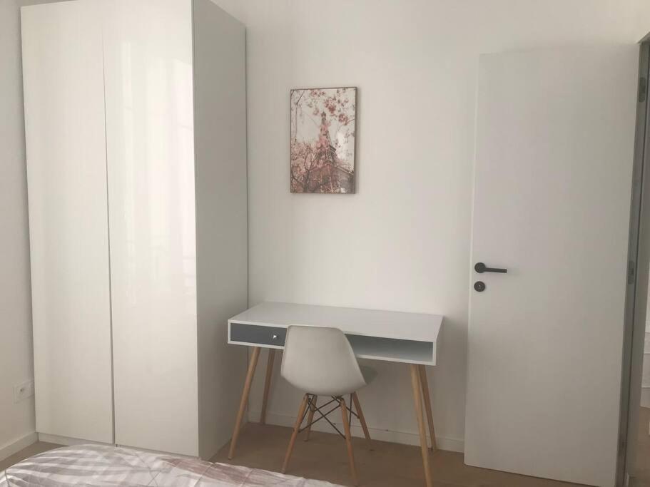 Appartamento 3 Bed Modern Flat Close To The