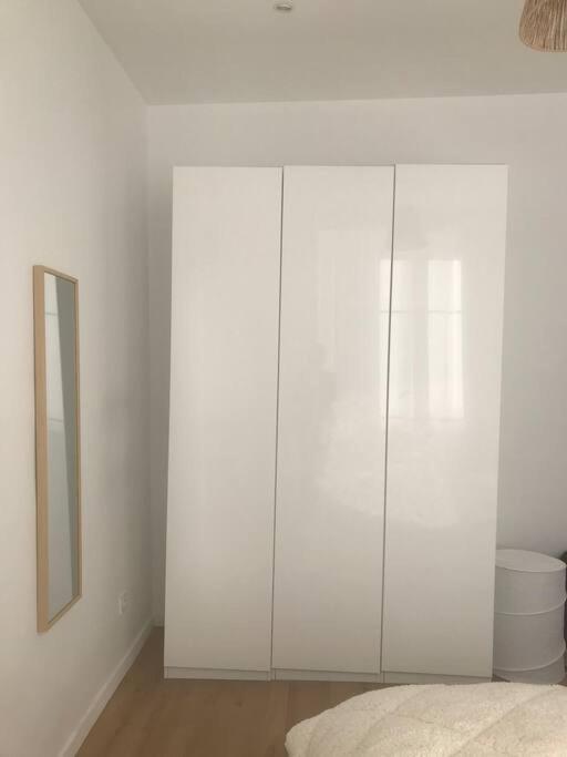 3 Bed Modern Flat Close To The * Nizza